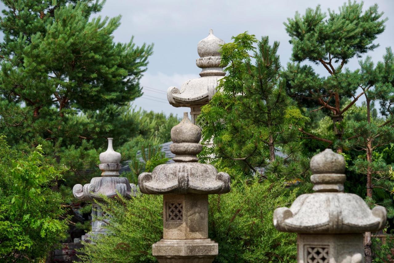 Japoniskas Sodas Medomiskiai Экстерьер фото